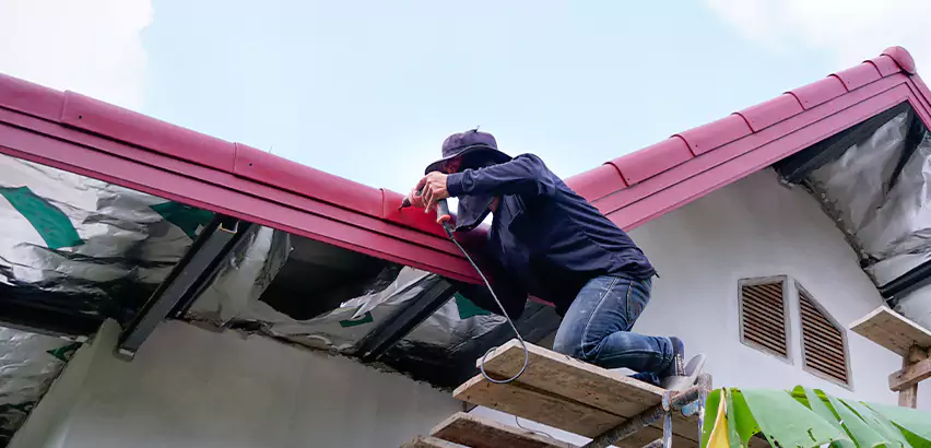 Professional Gutter Installation Services in Columbus, WI